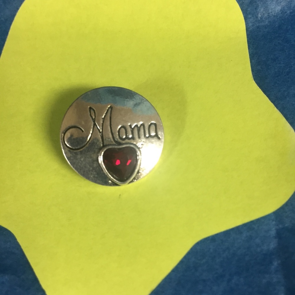 18mm Round Silver “Mama” Snap Button
